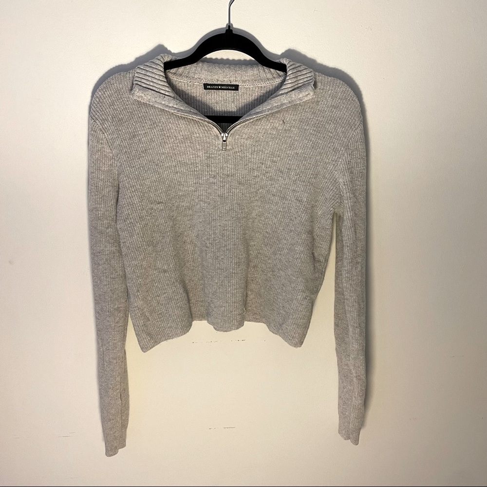 Brandy Melville cropped sweater